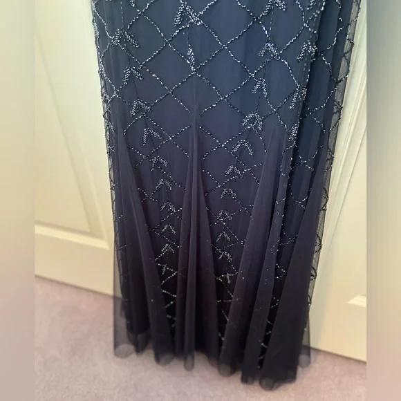 Adrianna Papell Formal Dress Stunning! Worn once.Navy Blue Sparkly Beading Sz 4. - Picture 4 of 5